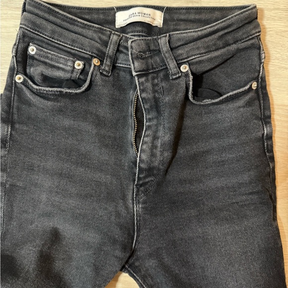 Zara High Rise Skinny leg Black Women's Jeans Size 4 - Picture 3 of 6